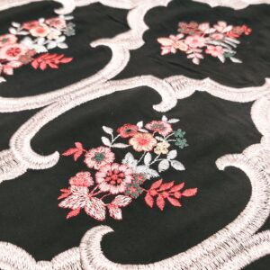 Viscosa mantón fondo negro