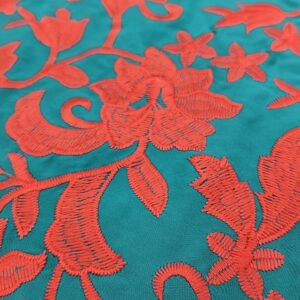 Viscosa mantón fondo verde ánade